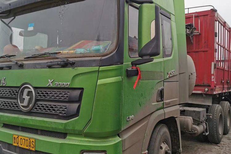陕汽重卡 430马力马力 牵引车