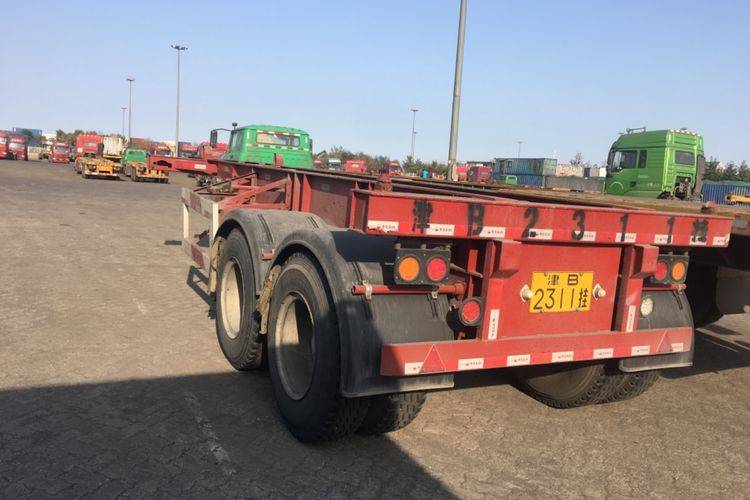 两轴20英尺集装箱半挂车