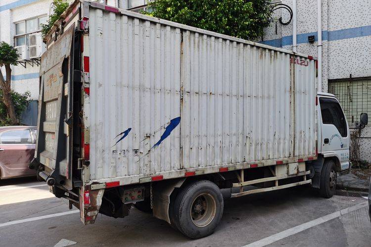 载货车 庆铃 130 马力
