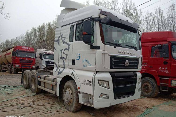 二手牵引车 重汽汕德卡 540马力国五