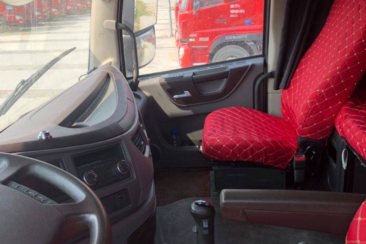 欧曼510马力自动挡,欧曼gtl510自动挡图片 已售二手牵引车 福田欧曼 510马力国五排放双驱轻体