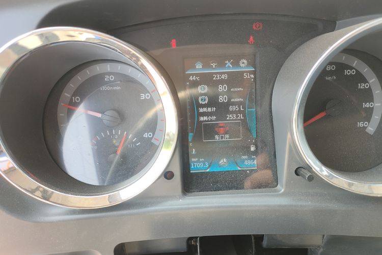 载货车 重汽howo轻卡 156 马力