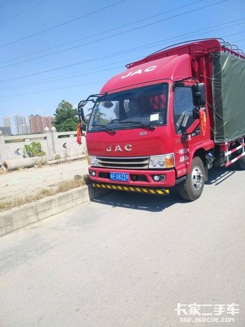 载货车 江淮康铃 156马力