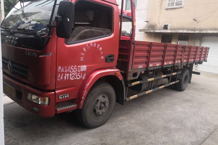 载货车 东风多利卡 145 马力
