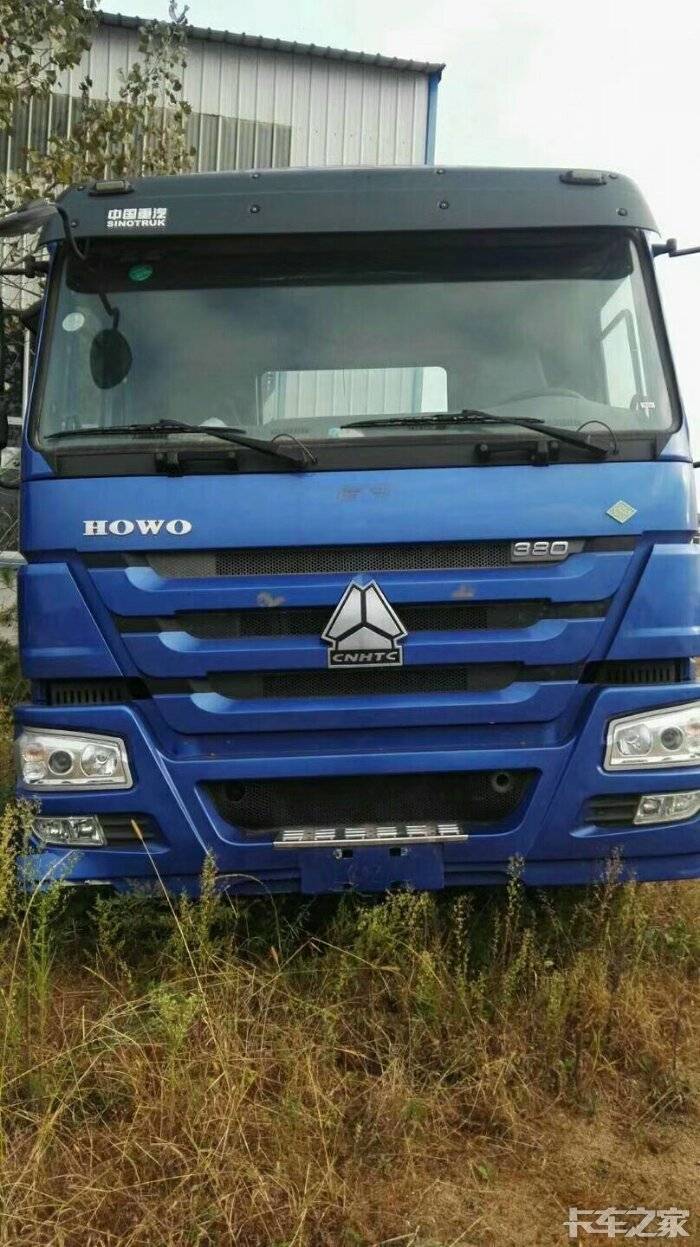 380马力重汽豪沃燃气车,15年9月.