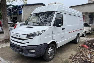 二手冷藏车 依维柯 新Daily 122 3.36 4X2图片