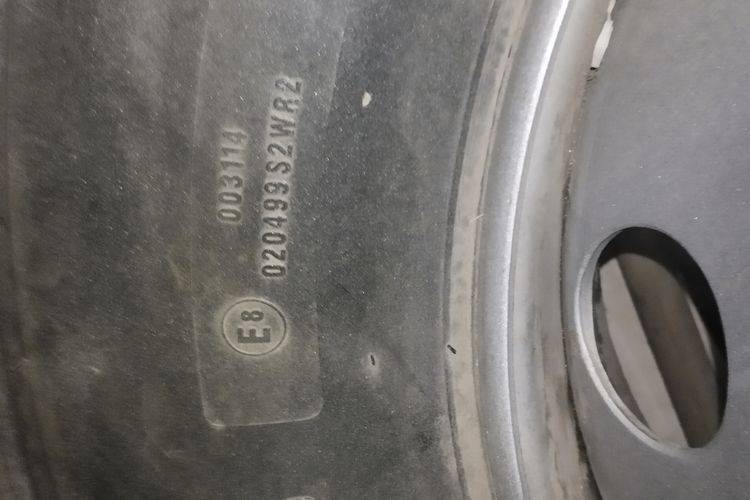 二手重汽豪沃(HOWO) 290马力 载货车