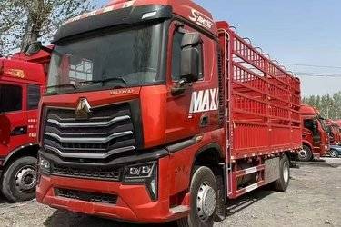 二手中国重汽 HOWO MAX 290马力 4X2 6.75米仓栅式载货车(国六) 单桥 曼二手载货车 黄牌