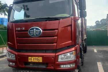 二手一汽解放 新J6P重卡 500马力 8X4 8.2米自卸车(国五) 前四后八 一汽解放二手自卸车 黄牌图片