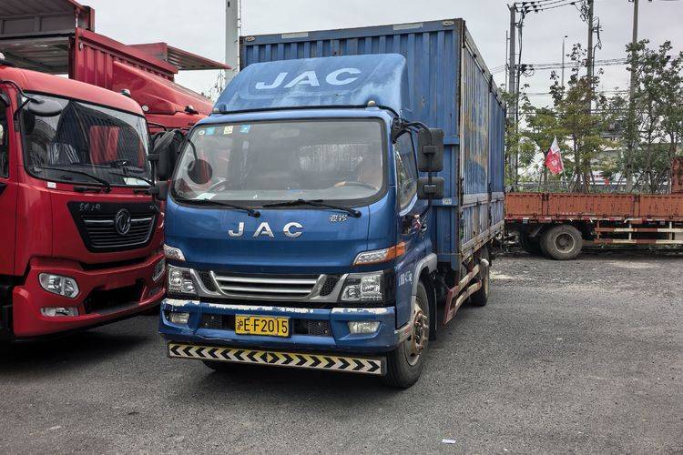 二手江淮骏铃 154马力 载货车