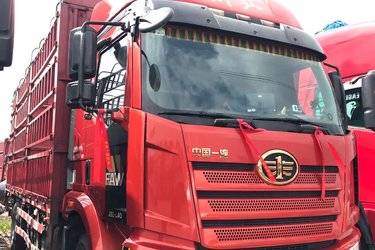二手一汽解放 J6L中卡 精英版 240马力 4X2 6.75米仓栅式载货车(国五) 单桥 大柴二手载货车 黄牌图片