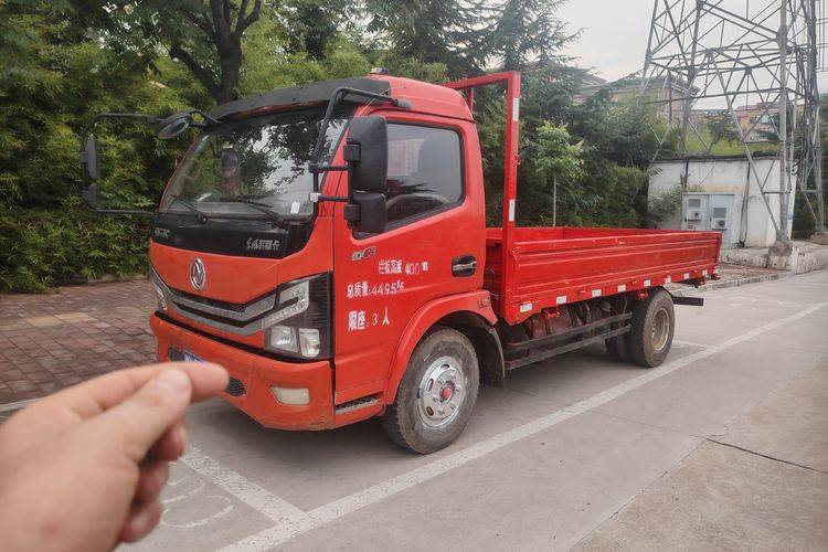 二手东风多利卡 150马力 载货车