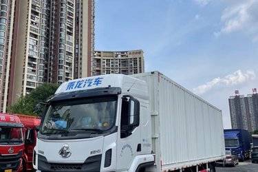 二手东风柳汽 乘龙H5中卡 240马力 4X2 9.6米厢式载货车(国五) 单桥 玉柴二手载货车 黄牌