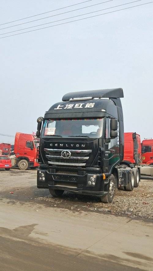 二手牵引车上汽红岩杰狮国五450马力