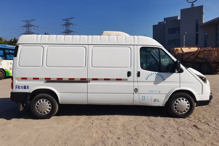 江铃汽车 122马力 封闭货车