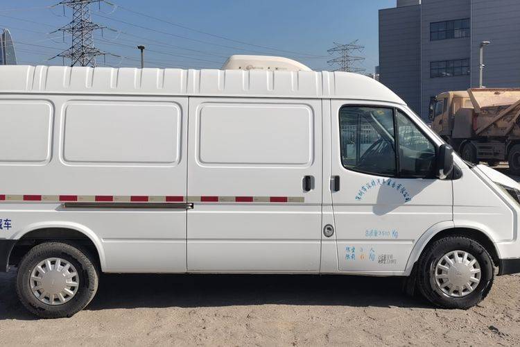 江铃汽车 122马力 封闭货车