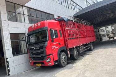 二手江淮 格尔发A5XⅢ重卡 270马力 6X2 9.7米仓栅式载货车(国六) 前四后四 玉柴二手载货车 黄牌