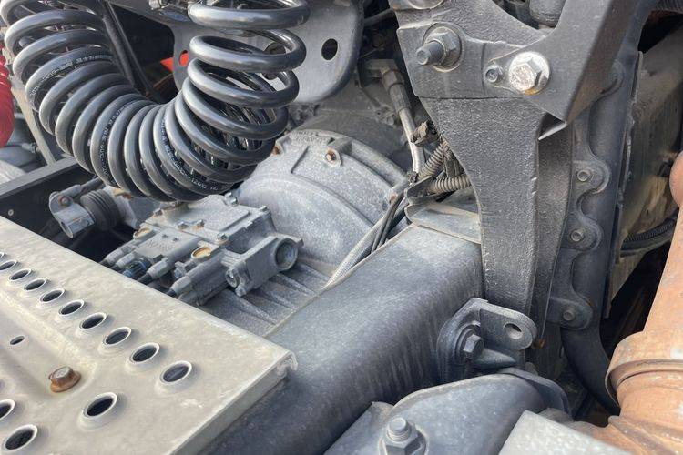 二手现代商用车 440马力 牵引车