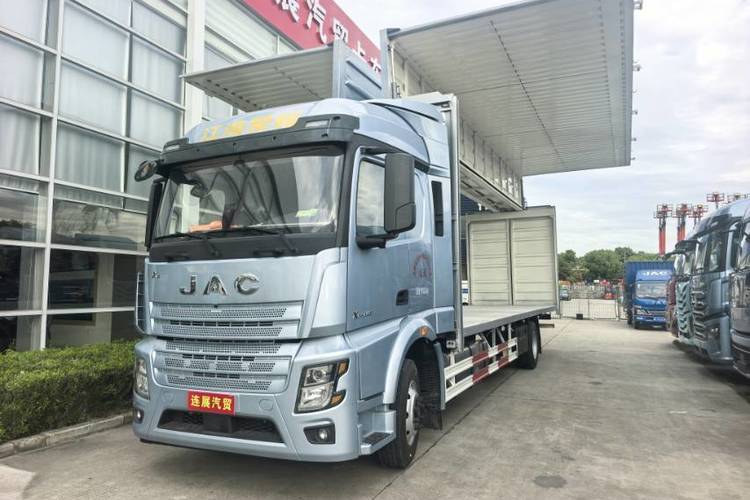 二手江淮格尔发 300马力 载货车
