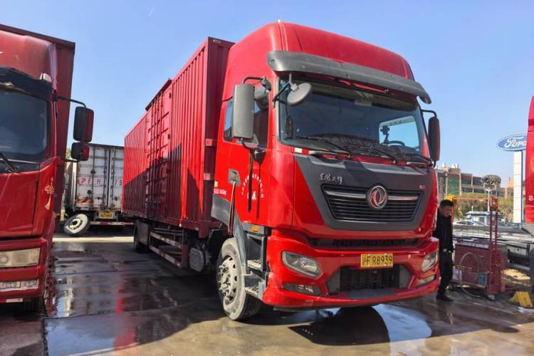 二手东风商用车 290马力 载货车