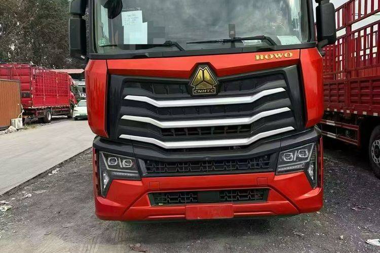 重汽豪沃(HOWO) 290马力 载货车