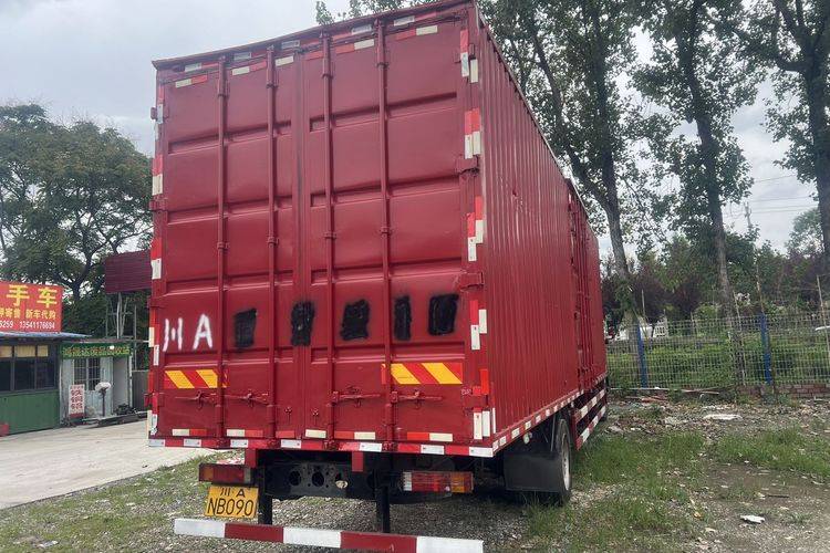 二手东风华神 270马力 载货车