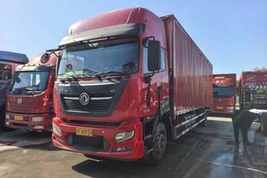 二手东风商用车 天锦KR PLUS 舒适版 290马力 4X2 9.8米翼开启厢式载货车(国六)(高顶双卧)(国六) 单桥 东风康明斯二手载货车 黄牌图片