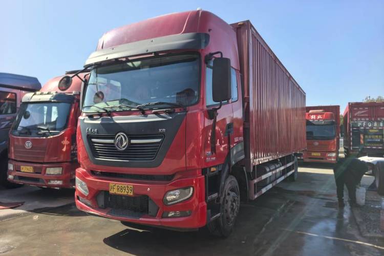 二手东风商用车 290马力 载货车