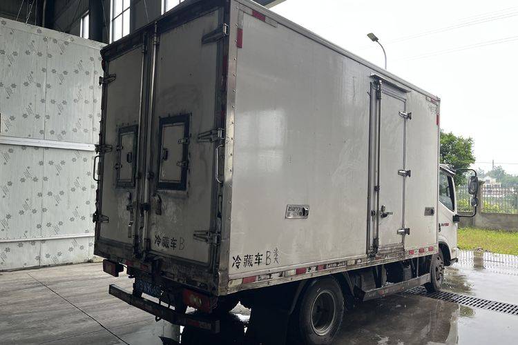 二手福田奥铃 131马力 载货车