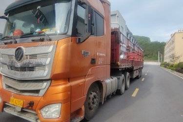 二手福田 欧曼EST 6系重卡 490马力 6X4牵引车(国五) 双驱 福田康明斯二手牵引车 黄牌图片