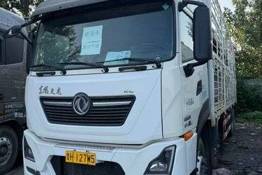 二手畜禽运输车 东风商用车 东风天龙KL 465 9.6 8X4