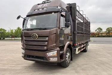 二手一汽解放 J6L中卡 精英版 260马力 4X2 6.75米仓栅式载货车(国六) 单桥 锡柴二手载货车 黄牌