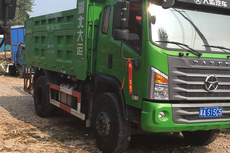 自卸车湖北大运160马力