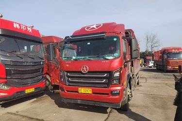 二手大运 祥龙 230马力 6X2 6.8米排半仓栅式载货车(国六) 前四后四 云内动力二手载货车 黄牌图片