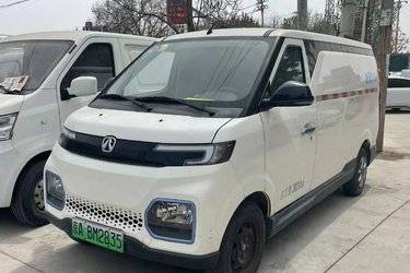 二手北汽 威旺407EV 2018款 顶配版 2.8T 4.5米封闭厢式货车43.5kWh  二手电动卡车电动封闭厢货图片