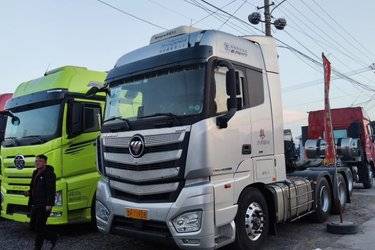 二手福田 欧曼EST 6系重卡 穿越版 580马力 6X4 AMT自动挡牵引车(国六) 双驱 福田康明斯二手牵引车 黄牌图片