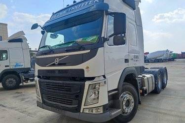 二手沃尔沃 FM重卡 460马力 6X2 AMT自动挡牵引车(国六) 双导 沃尔沃二手牵引车 黄牌图片