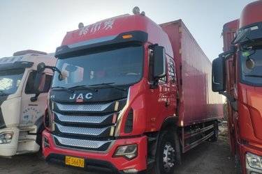 二手江淮 格尔发A5W重卡 240马力 4X2 9.5米厢式载货车(国五) 单桥 云内动力二手载货车 黄牌图片