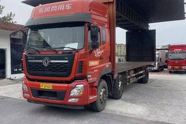 二手东风商用车 天龙VL重卡 292马力 6X2 9.6米厢式载货车(国五) 前四后四 东风二手载货车 黄牌图片
