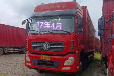 二手东风商用车 天龙重卡 245马力 6X2 9.6米厢式载货车(国五) 前四后四 东风康明斯二手载货车 黄牌图片