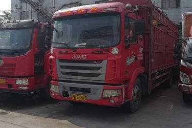 二手江淮 格尔发K3中卡 160马力 4X2 6.8米排半载货车(国四) 单桥 玉柴二手载货车 黄牌图片