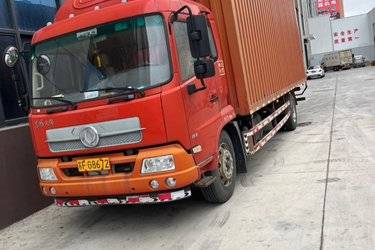 二手东风商用车 天锦中卡 160马力 4X2 7.7米厢式载货车(国四) 单桥 东风二手载货车 黄牌图片