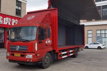 二手东风商用车 天锦中卡 160马力 4X2 7.7米厢式载货车(DF6S650)(国五) 单桥 东风二手载货车 黄牌图片