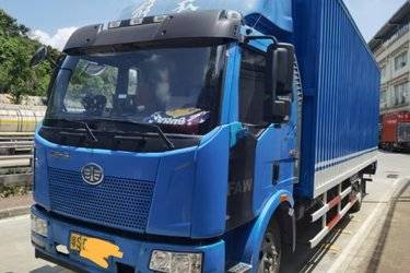 二手一汽解放 J6L中卡 质惠版 180马力 7.7米厢式载货车(国五) 单桥 大柴二手载货车 黄牌图片