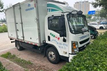 二手东风股份 EM30 3T 4.865米纯电动厢式运输车41.86kWh  二手电动卡车电动封闭厢货图片