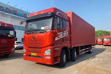 二手青岛解放 JH6重卡 领航版2.0 290马力 6X2 9.5米厢式载货车(国六) 前四后四 锡柴二手载货车 黄牌图片