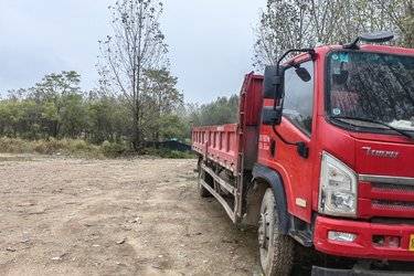 二手三环十通 T3创客 160马力 4X2 6.2米自卸车(国五) 单桥 玉柴二手自卸车 黄牌图片