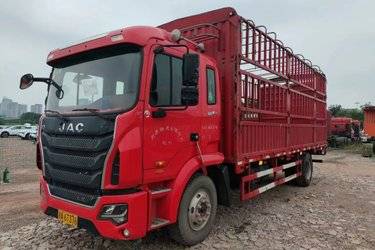 二手江淮 格尔发K5中卡 160马力 4X2 6.77米仓栅式载货车(国五) 单桥 玉柴二手载货车 黄牌图片
