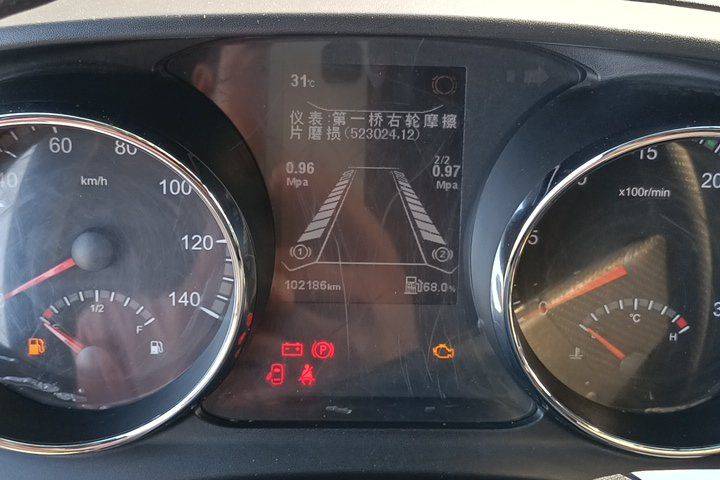 二手东风商用车 245马力 载货车