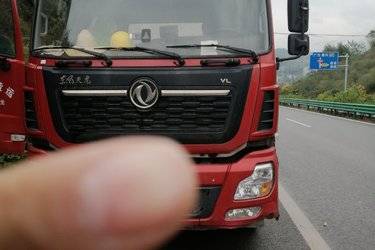 二手东风商用车 天龙VL重卡 2019款 450马力 6X4牵引车(440后桥)(国五) 双驱 雷诺二手牵引车 黄牌